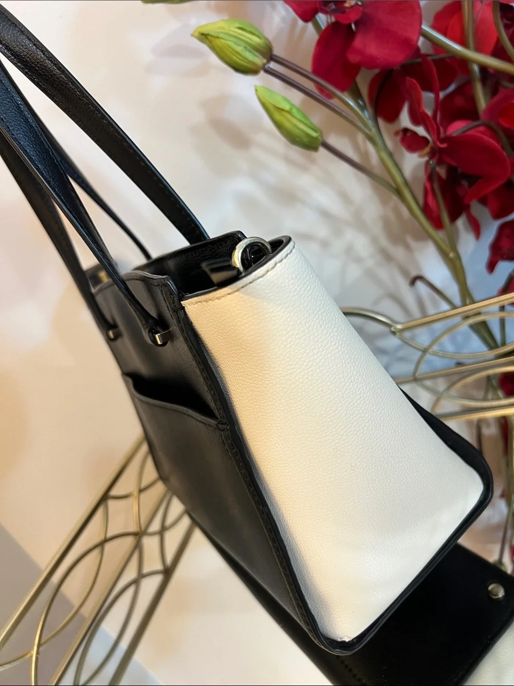 Kate Spade Black/White Geraldine Satchel Handbag With Adjustable Crossbody Strap